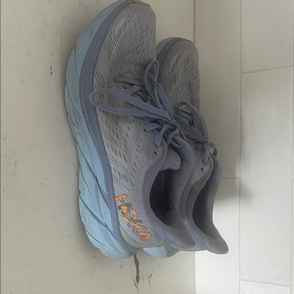 Hoka Clifton 8 Light Lavender and Pastel Blue Running Shoes size 8